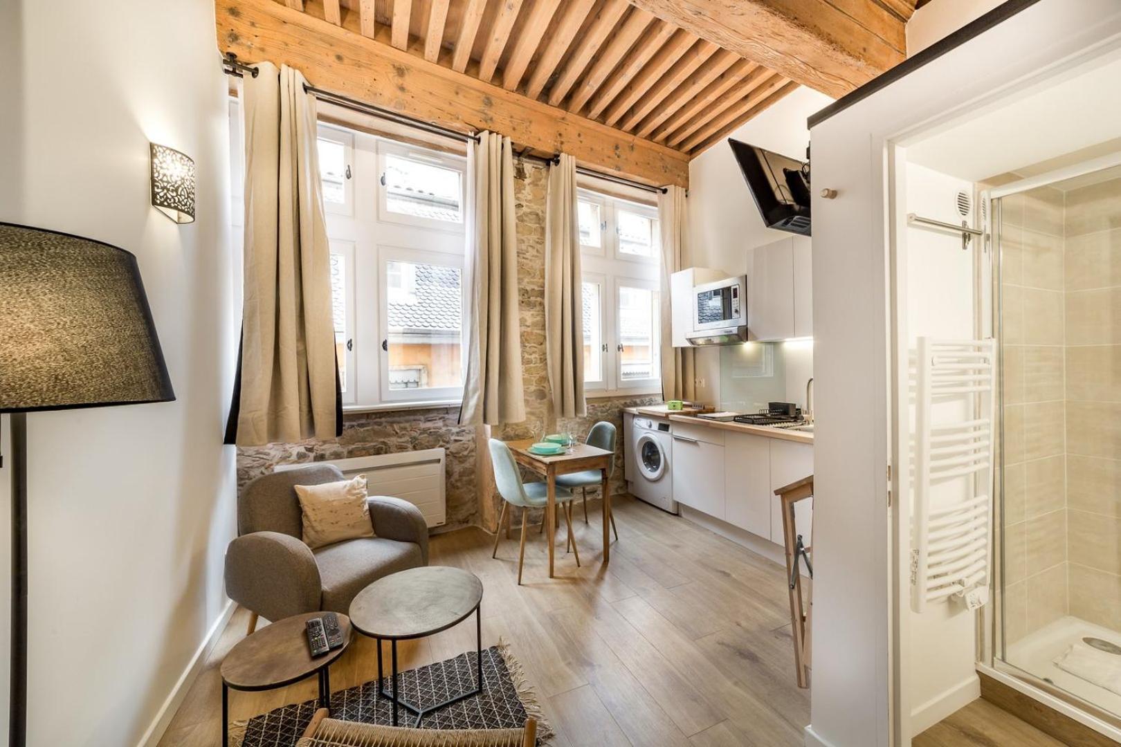 De Charme Au Coeur De Ail Apartment